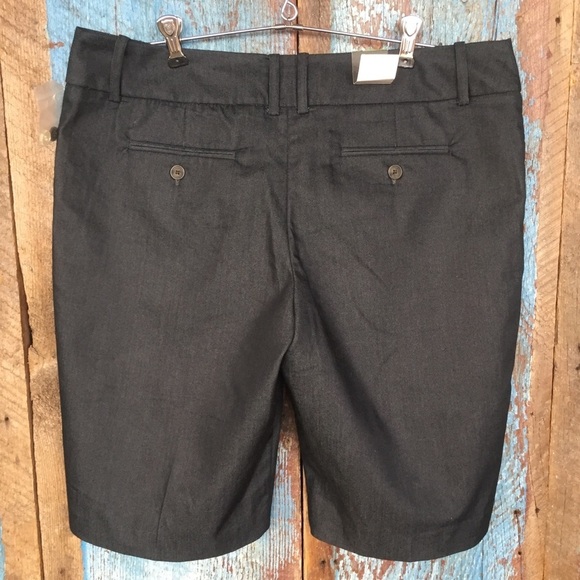 Mossimo Modern Fit Bermuda Shorts Size 12 - Picture 3 of 4